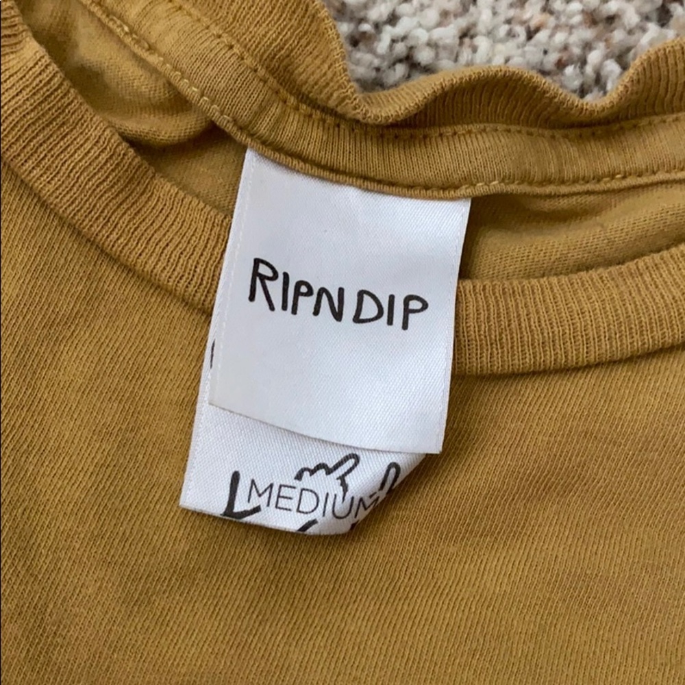 Men’s Medium Tee Bundle!!! - image 4